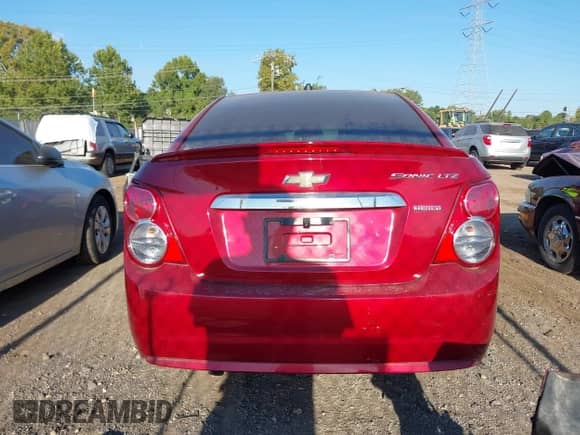 2013 Chevrolet Sonic LTZ с VIN 1G1JE5SB6D4224964, выставлен на аукционе IAAI как лот 43118732 с пробегом 130 961 миль миль и . История ставок и продаж доступна на DreamBid. Изображение 17.