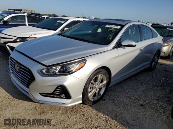 ✅ 2018 Hyundai Sonata Limited • VIN: 5NPE34AFXJH680226 • Lot: 49441203. Listed on Copart with 16,201 mi. Free auction sales archive from the USA and detailed vehicle history report at DreamBid. Image 1.
