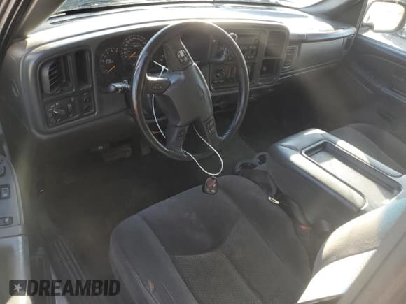 ✅ 2006 Chevrolet Silverado 1500 LT1 • VIN: 1GCEC19T16Z121074 • Лот: 81844524. Опубликован ранее на Copart с пробегом Не указан. Бесплатный доступ к архиву аукционных продаж из США и подробный отчёт об истории автомобиля на DreamBid. Изображение 8.