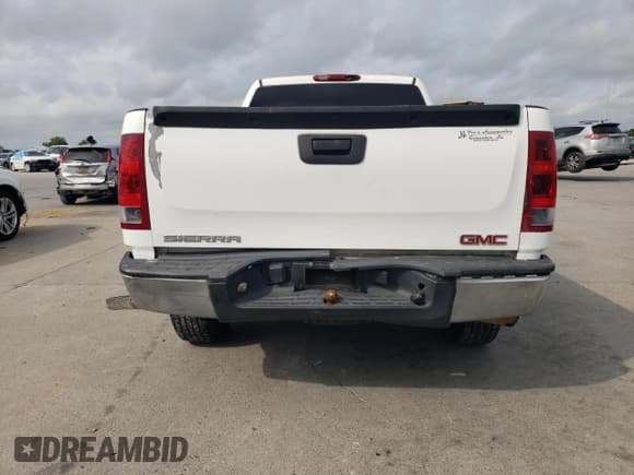 ✅ 2009 GMC Sierra 1500 SL • VIN: 2GTEC19C391114320 • Лот: 55406675. Опубликован ранее на Copart с пробегом 421 838 миль. Бесплатный доступ к архиву аукционных продаж из США и подробный отчёт об истории автомобиля на DreamBid. Изображение 6.