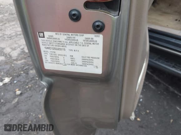 ✅ 2002 Chevrolet Tahoe LT • VIN: 1GNEC13Z62J233110 • Lot: 42460607. Listed on IAAI with 329,196 mi. Free auction sales archive from the USA and detailed vehicle history report at DreamBid. Image 9.