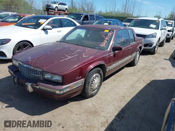 ✅ 1990 Cadillac Eldorado • VIN: 1G6EL1331LU620669 • Лот: 42040721. Опубликован ранее на IAAI с пробегом Не указан. Бесплатный доступ к архиву аукционных продаж из США и подробный отчёт об истории автомобиля на DreamBid. Изображение 16.