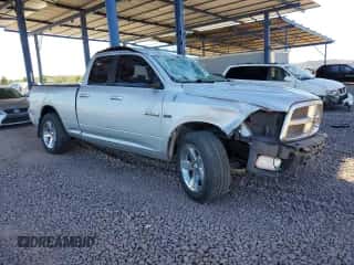 2010 Dodge 1500 SLT с VIN 1D7RV1GT3AS165325, выставлен на аукционе Copart как лот 77208654 с пробегом 299 607 миль миль и Списание • Salvage title. История ставок и продаж доступна на DreamBid. Изображение 4.