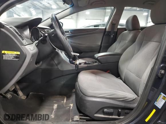 ✅ 2013 Hyundai Sonata GLS • VIN: 5NPEB4AC9DH686113 • Lot: 73246144. Listed on Copart with 141,274 mi. Free auction sales archive from the USA and detailed vehicle history report at DreamBid. Image 7.