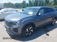 ✅ 2024 Volkswagen Atlas SE • VIN: 1V2HE2CA7RC249877 • Lot: 42614219. Wystawiony na IAAI z przebiegiem 7 108 mil. Bezpłatny archiwum sprzedaży aukcyjnych z USA i szczegółowy raport historii pojazdu na DreamBid. Zdjęcie 21.