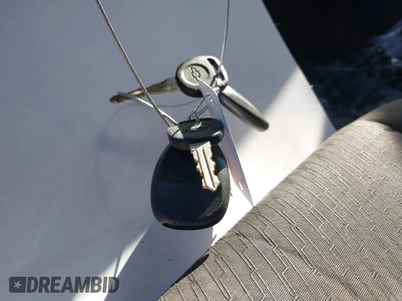 ✅ 2011 Chevrolet Silverado 1500 LT • VIN: 3GCPKSE39BG352144 • Lot: 43595693. Listed on IAAI with 207,328 mi. Free auction sales archive from the USA and detailed vehicle history report at DreamBid. Image 11.