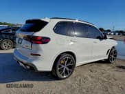 ✅ 2024 BMW X5 xDrive40i • VIN: 5UX23EU04R9T19643 • Lot: 94409125. Listed on Copart with 16,382 mi. Free auction sales archive from the USA and detailed vehicle history report at DreamBid. Image 3.