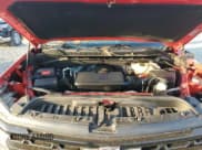 ✅ 2022 Chevrolet Silverado 1500 LT Trail Boss • VIN: 3GCUDFED0NG658781 • Lot: 74665864. Wystawiony na Copart z przebiegiem 13 963 mil. Bezpłatny archiwum sprzedaży aukcyjnych z USA i szczegółowy raport historii pojazdu na DreamBid. Zdjęcie 11.