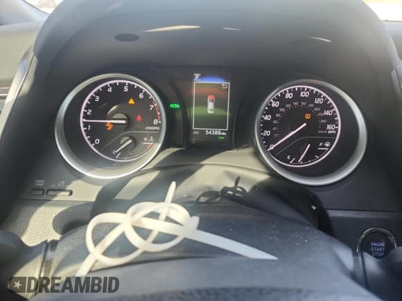 ✅ 2024 Toyota Camry LE • VIN: 4T1R11AK7RU898432 • Lot: 91261705. Wystawiony na Copart z przebiegiem 54 388 mil. Bezpłatny archiwum sprzedaży aukcyjnych z USA i szczegółowy raport historii pojazdu na DreamBid. Zdjęcie 9.