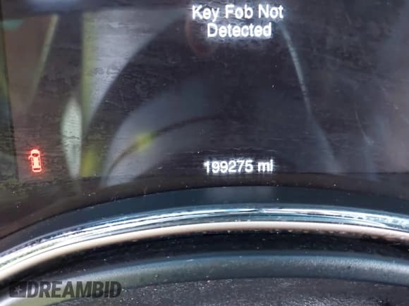 ✅ 2015 Jeep Grand Cherokee Overland • VIN: 1C4RJFCG3FC697994 • Lot: 40526924. Listed on IAAI with 199,275 mi. Free auction sales archive from the USA and detailed vehicle history report at DreamBid. Image 15.