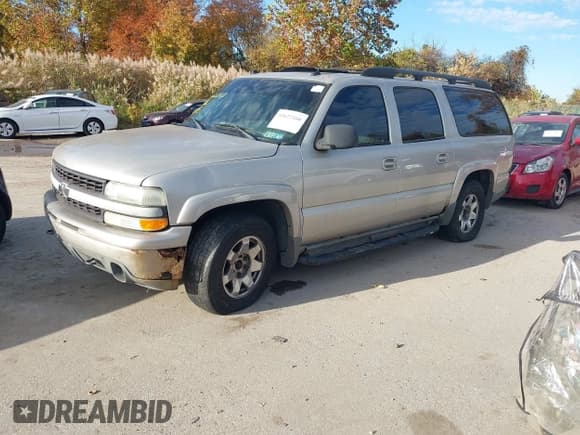 ✅ 2004 Chevrolet Suburban LS • VIN: 3GNFK16T74G235158 • Лот: 43622160. Опубликован ранее на IAAI с пробегом 248 014 миль. Бесплатный доступ к архиву аукционных продаж из США и подробный отчёт об истории автомобиля на DreamBid. Изображение 2.