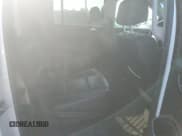 ✅ 2019 Chevrolet Suburban Premier • VIN: 1GNSKJKJ7KR147758 • Lot: 80501275. Wystawiony na Copart z przebiegiem 135 830 mil. Bezpłatny archiwum sprzedaży aukcyjnych z USA i szczegółowy raport historii pojazdu na DreamBid. Zdjęcie 11.