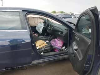 2016 Chevrolet Malibu LT z VIN 1G1ZE5ST3GF283670, wystawiony jako IAAI lot #43322512 z przebiegiem Nie podano mil oraz . Historia ofert i sprzedaży dostępna na DreamBid. Obrazek 5.