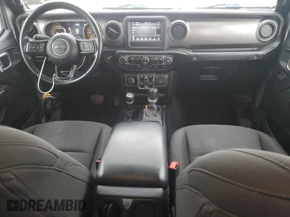 ✅ 2020 Jeep Wrangler Unlimited Sport • VIN: 1C4HJXDG1LW206543 • Lot: 55635105. Listed on Copart with 68,808 mi. Free auction sales archive from the USA and detailed vehicle history report at DreamBid. Image 8.