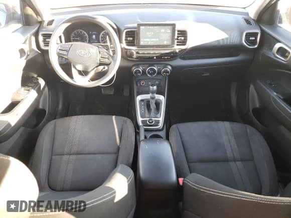 2020 Hyundai Venue SEL с VIN KMHRC8A3XLU014406, выставлен на аукционе Copart как лот 80039054 с пробегом 78 597 миль миль и Списание • Salvage title. История ставок и продаж доступна на DreamBid. Изображение 8.