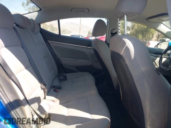 ✅ 2017 Hyundai Elantra Limited • VIN: 5NPD84LF0HH186218 • Lot: 43377658. Listed on IAAI with 103,657 mi. Free auction sales archive from the USA and detailed vehicle history report at DreamBid. Image 8.