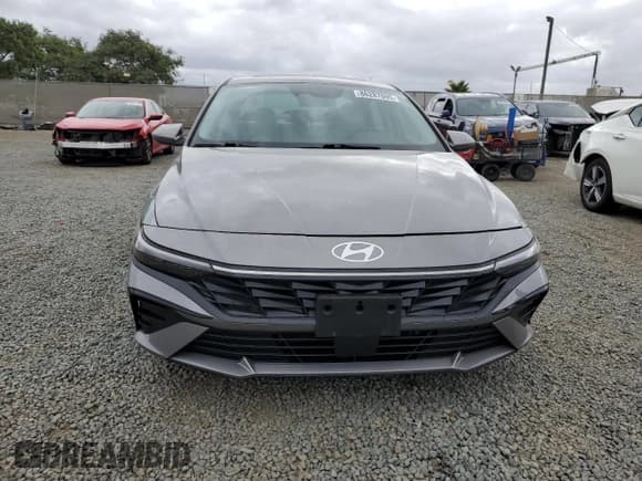✅ 2024 Hyundai Elantra Limited • VIN: KMHLN4DJ3RU107487 • Лот: 86287095. Опубликован ранее на Copart с пробегом 11 422 миль. Бесплатный доступ к архиву аукционных продаж из США и подробный отчёт об истории автомобиля на DreamBid. Изображение 5.