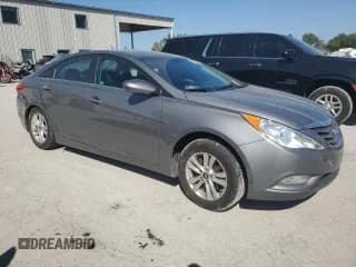 ✅ 2013 Hyundai Sonata GLS • VIN: 5NPEB4AC4DH736903 • Lot: 70819594. Listed on Copart with 82,621 mi. Free auction sales archive from the USA and detailed vehicle history report at DreamBid. Image 4.