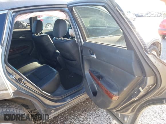 ✅ 2010 Honda Crosstour EX-L • VIN: 5J6TF2H58AL014231 • Lot: 43494608. Wystawiony na IAAI z przebiegiem 122 401 mil. Bezpłatny archiwum sprzedaży aukcyjnych z USA i szczegółowy raport historii pojazdu na DreamBid. Zdjęcie 8.