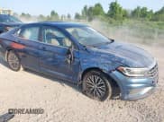 ✅ 2019 Volkswagen Jetta SEL • VIN: 3VWE57BU7KM012918 • Лот: 42846989. Опубликован ранее на IAAI с пробегом 127 903 миль. Бесплатный доступ к архиву аукционных продаж из США и подробный отчёт об истории автомобиля на DreamBid. Изображение 1.