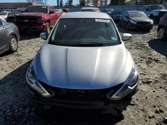 ✅ 2017 Nissan Sentra SV • VIN: 3N1AB7AP1HL659015 • Lot: 91183395. Wystawiony na Copart z przebiegiem 109 473 mil. Bezpłatny archiwum sprzedaży aukcyjnych z USA i szczegółowy raport historii pojazdu na DreamBid. Zdjęcie 5.