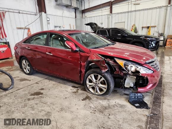 ✅ 2013 Hyundai Sonata Limited • VIN: 5NPEC4AC1DH663941 • Lot: 69427675. Listed on Copart with 182,959 mi. Free auction sales archive from the USA and detailed vehicle history report at DreamBid. Image 4.