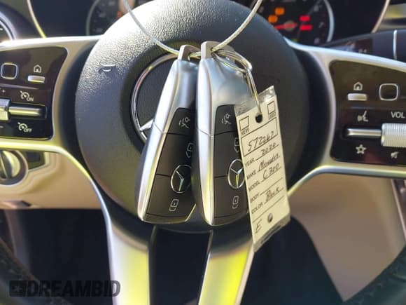 ✅ 2020 Mercedes-Benz C 300 • VIN: W1KWF8DB3LR572267 • Lot: 43414982. Listed on IAAI with 61,228 mi. Free auction sales archive from the USA and detailed vehicle history report at DreamBid. Image 11.