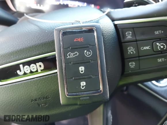 ✅ 2023 Jeep Grand Cherokee Altitude • VIN: 1C4RJGAG7PC601620 • Лот: 43129675. Опубликован ранее на IAAI с пробегом 25 862 миль. Бесплатный доступ к архиву аукционных продаж из США и подробный отчёт об истории автомобиля на DreamBid. Изображение 11.