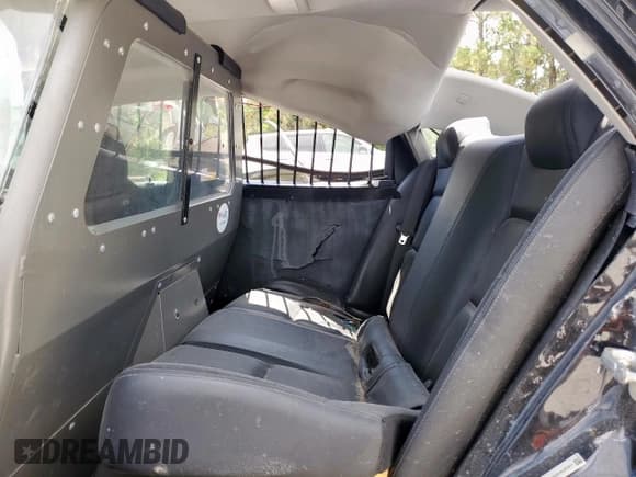 ✅ 2017 Chevrolet Caprice Police Police • VIN: 6G3NS5U21HL301611 • Лот: 59202295. Опубликован ранее на Copart с пробегом Не указан. Бесплатный доступ к архиву аукционных продаж из США и подробный отчёт об истории автомобиля на DreamBid. Изображение 10.