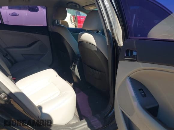 ✅ 2011 Kia Optima LX • VIN: KNAGM4A76B5103531 • Лот: 43456540. Опубликован ранее на IAAI с пробегом 125 683 миль. Бесплатный доступ к архиву аукционных продаж из США и подробный отчёт об истории автомобиля на DreamBid. Изображение 8.