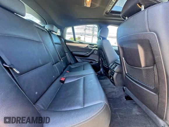 ✅ 2018 BMW X4 M40i • VIN: 5UXXW7C51J0W64045 • Лот: 95030105. Опубликован ранее на Copart с пробегом 133 818 миль. Бесплатный доступ к архиву аукционных продаж из США и подробный отчёт об истории автомобиля на DreamBid. Изображение 6.