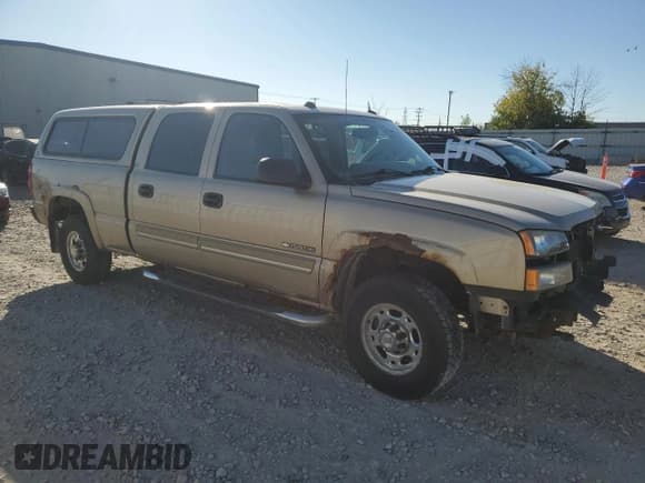 ✅ 2005 Chevrolet Silverado 1500HD LS • VIN: 1GCGK13U75F860057 • Лот: 73538504. Опубликован ранее на Copart с пробегом 135 742 миль. Бесплатный доступ к архиву аукционных продаж из США и подробный отчёт об истории автомобиля на DreamBid. Изображение 4.