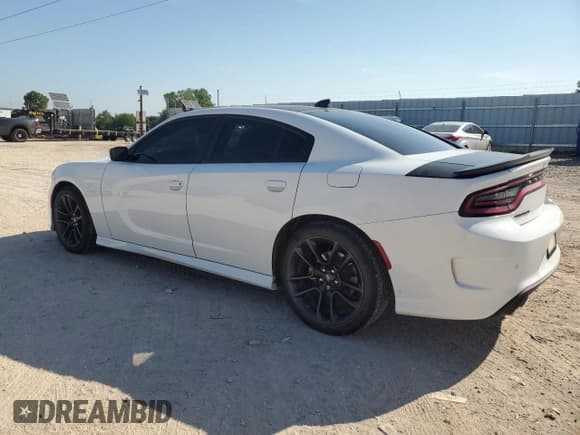 ✅ 2022 Dodge Charger R/T • VIN: 2C3CDXCT0NH157678 • Lot: 80244775. Listed on Copart with 80,305 mi. Free auction sales archive from the USA and detailed vehicle history report at DreamBid. Image 2.