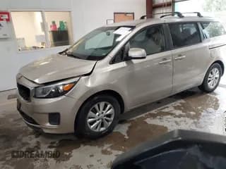 ✅ 2016 Kia Sedona LX • VIN: KNDMB5C19G6098417 • Лот: 43521578. Опубликован ранее на IAAI с пробегом 136 952 миль. Бесплатный доступ к архиву аукционных продаж из США и подробный отчёт об истории автомобиля на DreamBid. Изображение 2.