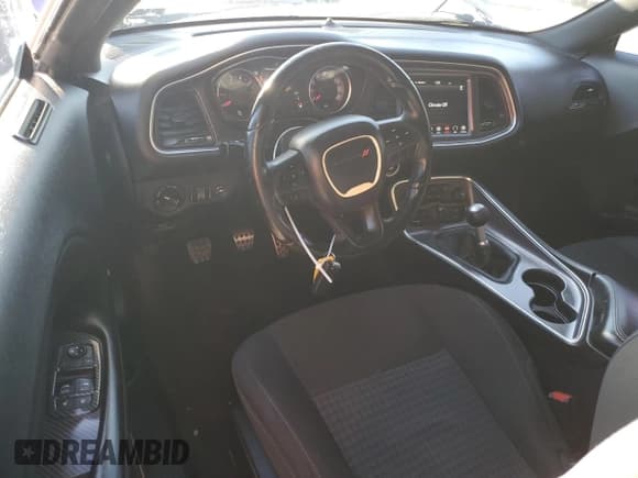 ✅ 2018 Dodge Challenger R/T Plus • VIN: 2C3CDZBT1JH305456 • Lot: 80830035. Wystawiony na Copart z przebiegiem 150 078 mil. Bezpłatny archiwum sprzedaży aukcyjnych z USA i szczegółowy raport historii pojazdu na DreamBid. Zdjęcie 8.