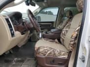 ✅ 2018 Ram 2500 Big Horn • VIN: 3C6UR5MJXJG117001 • Lot: 48939635. Wystawiony na Copart z przebiegiem 96 332 mil. Bezpłatny archiwum sprzedaży aukcyjnych z USA i szczegółowy raport historii pojazdu na DreamBid. Zdjęcie 7.