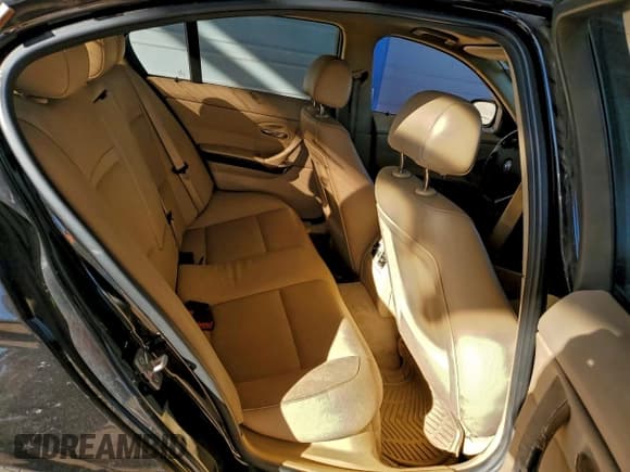 ✅ 2011 BMW 3 Series 328i • VIN: WBAPH5G52BNN59364 • Lot: 96232225. Wystawiony na Copart z przebiegiem 147 335 mil. Bezpłatny archiwum sprzedaży aukcyjnych z USA i szczegółowy raport historii pojazdu na DreamBid. Zdjęcie 10.