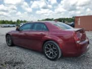 ✅ 2018 Chrysler 300 S • VIN: 2C3CCABT3JH283531 • Лот: 60153065. Опубликован ранее на Copart с пробегом 138 279 миль. Бесплатный доступ к архиву аукционных продаж из США и подробный отчёт об истории автомобиля на DreamBid. Изображение 2.