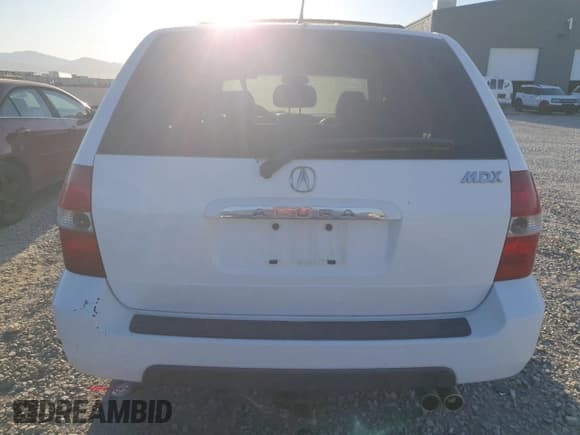 ✅ 2002 Acura MDX Touring • VIN: 2HNYD18612H548569 • Lot: 69504865. Wystawiony na Copart z przebiegiem 247 438 mil. Bezpłatny archiwum sprzedaży aukcyjnych z USA i szczegółowy raport historii pojazdu na DreamBid. Zdjęcie 6.