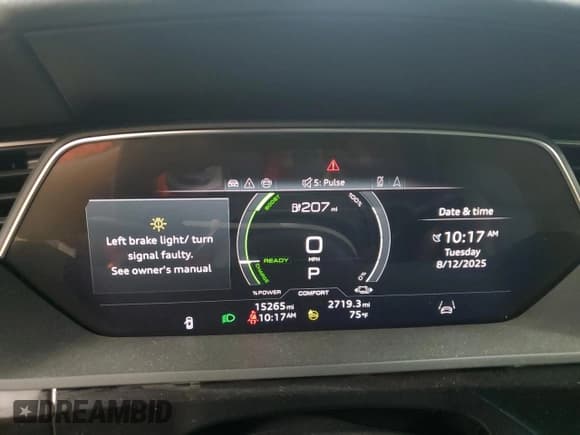 ✅ 2024 Audi Q8 e-tron • VIN: WA16AAGE8RB032446 • Lot: 67970835. Listed on Copart with 15,265 mi. Free auction sales archive from the USA and detailed vehicle history report at DreamBid. Image 9.