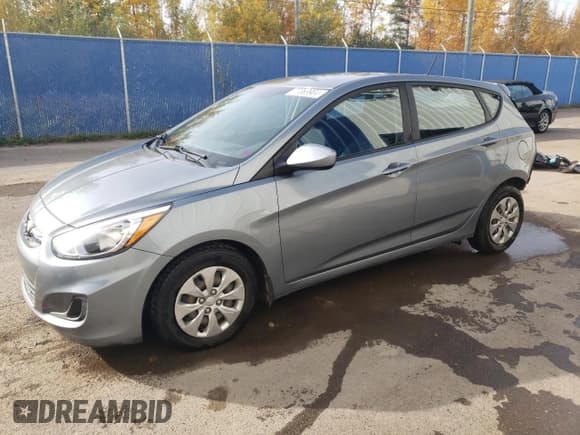 ✅ 2017 Hyundai Accent SE • VIN: KMHCT5AE4HU361789 • Лот: 77069904. Опубликован ранее на Copart с пробегом 98 730 миль. Бесплатный доступ к архиву аукционных продаж из США и подробный отчёт об истории автомобиля на DreamBid. Изображение 1.