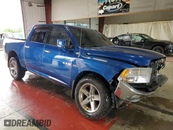 ✅ 2009 Dodge 1500 Laramie • VIN: 1D3HV13T19S749849 • Lot: 62477255. Wystawiony na Copart z przebiegiem 113 852 mil. Bezpłatny archiwum sprzedaży aukcyjnych z USA i szczegółowy raport historii pojazdu na DreamBid. Zdjęcie 4.