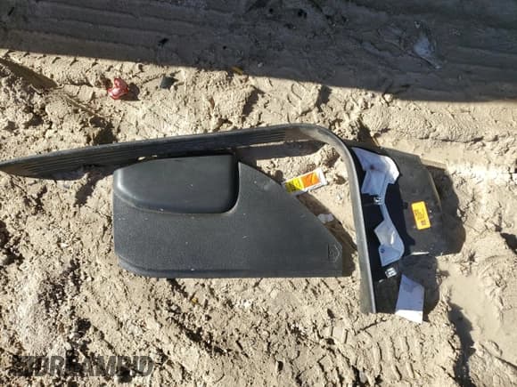 ✅ 2019 GMC Sierra 1500 • VIN: 2GD21NEG5K1135468 • Лот: 84956184. Опубликован ранее на Copart с пробегом 129 641 миль. Бесплатный доступ к архиву аукционных продаж из США и подробный отчёт об истории автомобиля на DreamBid. Изображение 12.