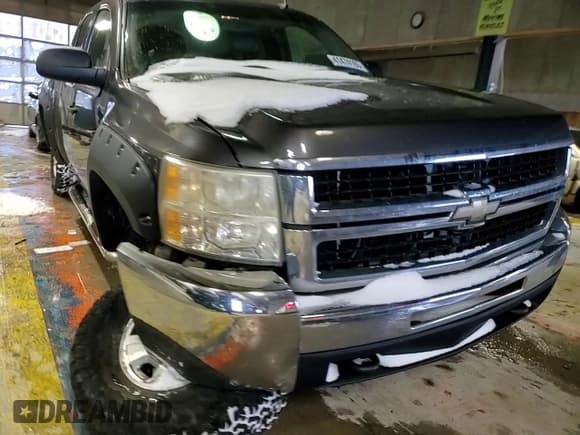 ✅ 2010 Chevrolet Silverado 2500HD LT • VIN: 1GC5KXBG3AZ183149 • Лот: 41474165. Опубликован ранее на Copart с пробегом 189 832 миль. Бесплатный доступ к архиву аукционных продаж из США и подробный отчёт об истории автомобиля на DreamBid. Изображение 10.