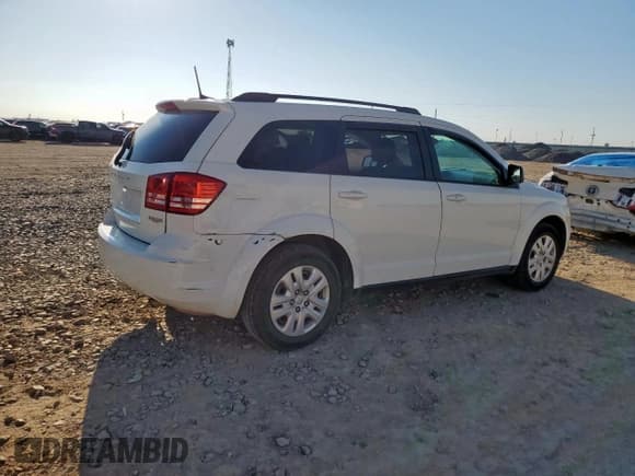 ✅ 2018 Dodge Journey SE • VIN: 3C4PDCAB4JT490872 • Lot: 84001915. Wystawiony na Copart z przebiegiem 123 784 mil. Bezpłatny archiwum sprzedaży aukcyjnych z USA i szczegółowy raport historii pojazdu na DreamBid. Zdjęcie 3.