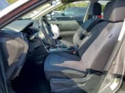 ✅ 2015 Nissan Rogue S • VIN: JN8AS5MTXFW151938 • Lot: 93225535. Wystawiony na Copart z przebiegiem 67 723 mil. Bezpłatny archiwum sprzedaży aukcyjnych z USA i szczegółowy raport historii pojazdu na DreamBid. Zdjęcie 7.