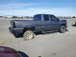 ✅ 2001 Chevrolet Silverado 1500 LS • VIN: 2GCEK19T811235478 • Лот: 77143504. Опубликован ранее на Copart с пробегом 151 125 миль. Бесплатный доступ к архиву аукционных продаж из США и подробный отчёт об истории автомобиля на DreamBid. Изображение 3.