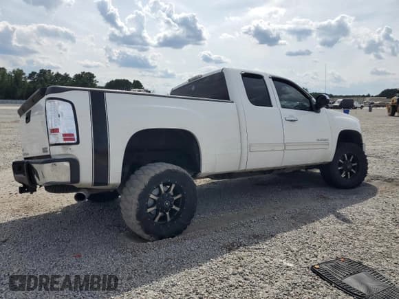 ✅ 2011 GMC Sierra 1500 SLE • VIN: 1GTR1VE03BZ363286 • Lot: 70448805. Wystawiony na Copart z przebiegiem 270 072 mil. Bezpłatny archiwum sprzedaży aukcyjnych z USA i szczegółowy raport historii pojazdu na DreamBid. Zdjęcie 3.