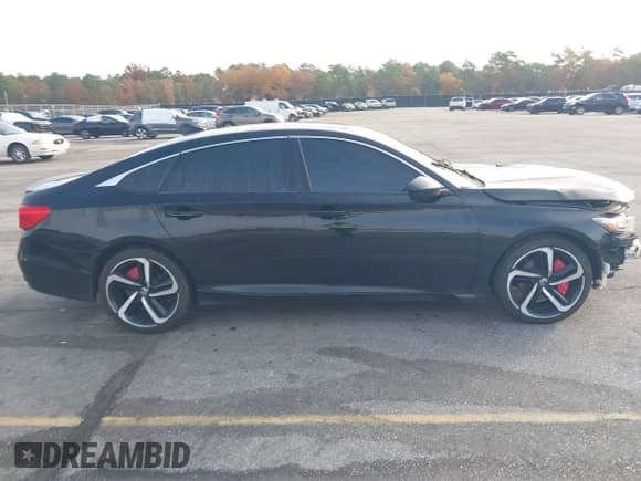 ✅ 2019 Honda Accord Sport • VIN: 1HGCV2F38KA030583 • Lot: 43626950. Listed on IAAI with 125,081 mi. Free auction sales archive from the USA and detailed vehicle history report at DreamBid. Image 14.