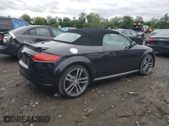 ✅ 2016 Audi TT 2.0T • VIN: TRUT5CFVXG1027963 • Lot: 66359244. Wystawiony na Copart z przebiegiem 29 874 mil. Bezpłatny archiwum sprzedaży aukcyjnych z USA i szczegółowy raport historii pojazdu na DreamBid. Zdjęcie 3.